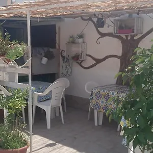 La Mansarda In Terrazza-napoli Centro Affittacamere Napoli